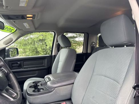 Used 2016 RAM 1500 Express w/ Black Ram 1500 Express Group AWD/4WD image 12