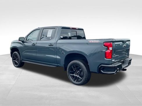 Used 2025 Chevrolet Silverado 1500 LT Trail Boss w/ Convenience Package II AWD/4WD image 6