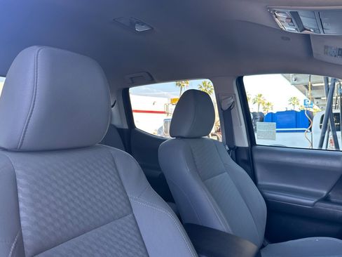 Used 2022 Toyota Tacoma SR5 image 15