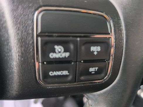 Used 2013 Jeep Wrangler Unlimited Sahara w/ Connectivity Group AWD/4WD image 20