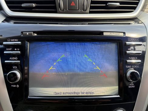 Used 2018 Nissan Murano SV AWD/4WD image 9