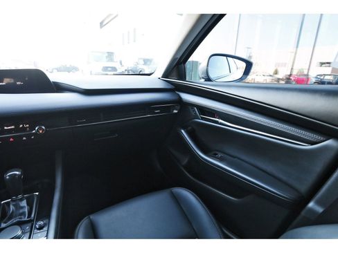 Used 2023 MAZDA MAZDA3 s image 13