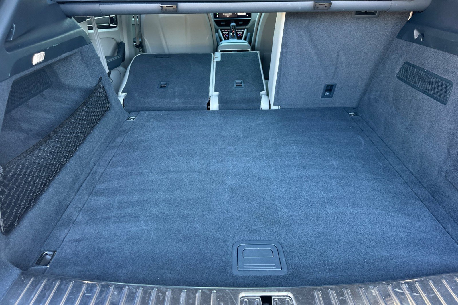 Certified 2023 Porsche Cayenne AWD/4WD image 15
