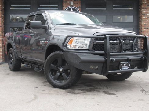 Used 2019 RAM 1500 Express w/ Express Value Package image 1