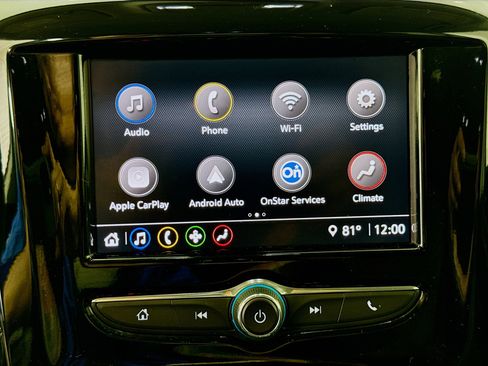 Used 2020 Chevrolet Traverse LS image 13