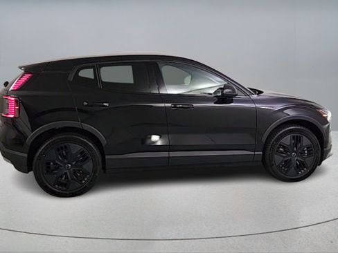 New 2026 Volvo EX30 Cross Country Ultra w/ Protection Package Premier AWD/4WD image 8