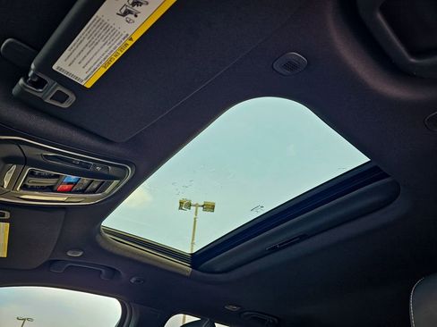 New 2026 Jeep Grand Cherokee Laredo image 15