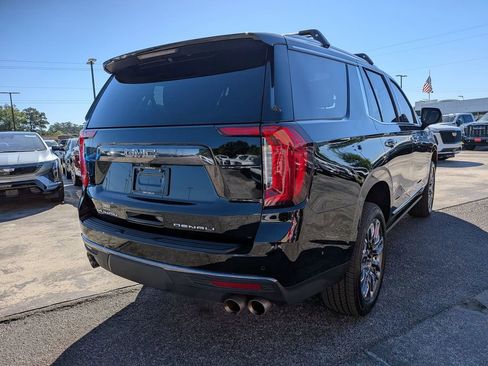 Certified 2024 GMC Yukon Denali Ultimate AWD/4WD image 3