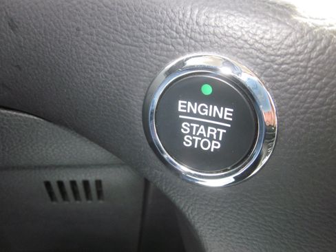 Used 2024 Ford Edge SEL AWD/4WD image 17