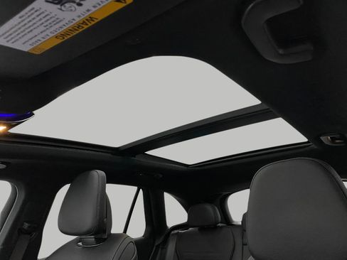 Certified 2026 Mercedes-Benz GLC 300 4MATIC image 31