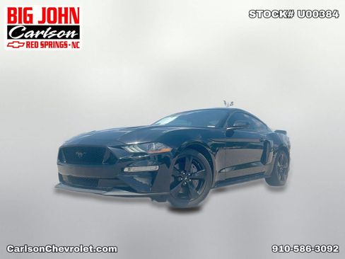 Used 2022 Ford Mustang GT Premium w/ Black Accent Package RWD image 2