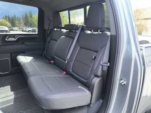 Used 2025 Chevrolet Silverado 2500 LTZ w/ Trail Boss Package image 23