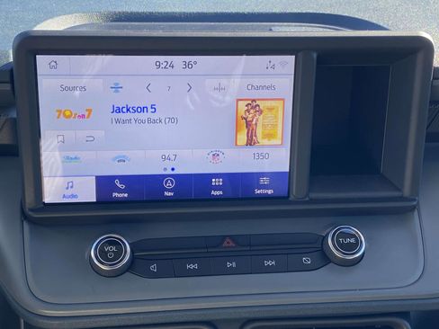 Used 2024 Ford Maverick Lariat w/ Black Appearance Package image 26