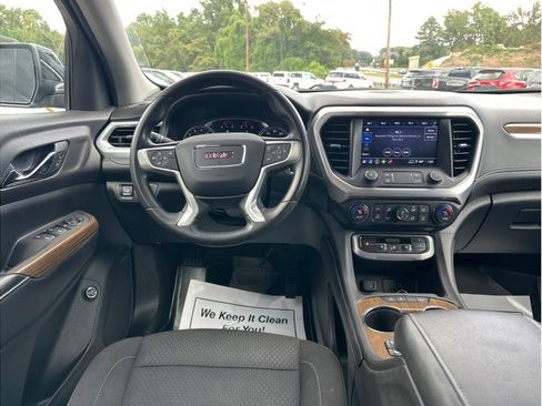 Used 2021 GMC Acadia SLE w/ Driver Convenience Package image 12