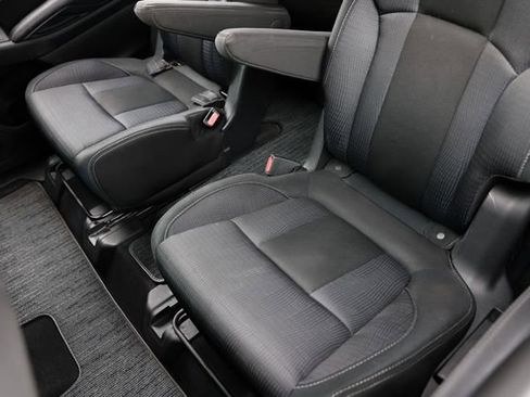 Used 2021 Subaru Ascent Premium w/ Convenience Package image 13