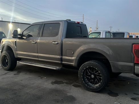 Used 2021 Ford F350 Lariat w/ Chrome Package image 2
