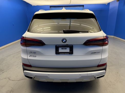 Used 2021 BMW X5 xDrive40i AWD/4WD image 6