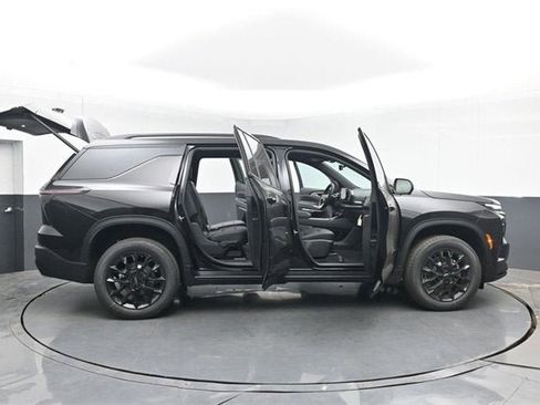 New 2026 Chevrolet Traverse LT image 55