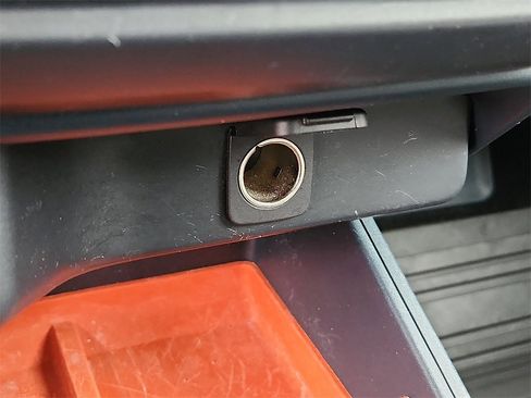 Used 2022 Ford Maverick XLT w/ Equipment Group 300A Standard image 25