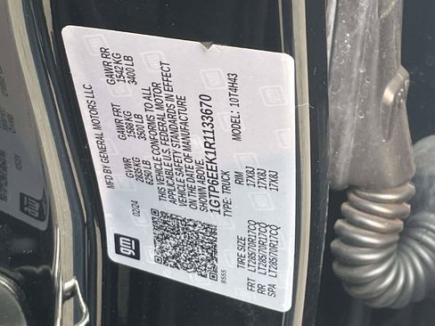 Certified 2024 GMC Canyon AT4X AWD/4WD image 40