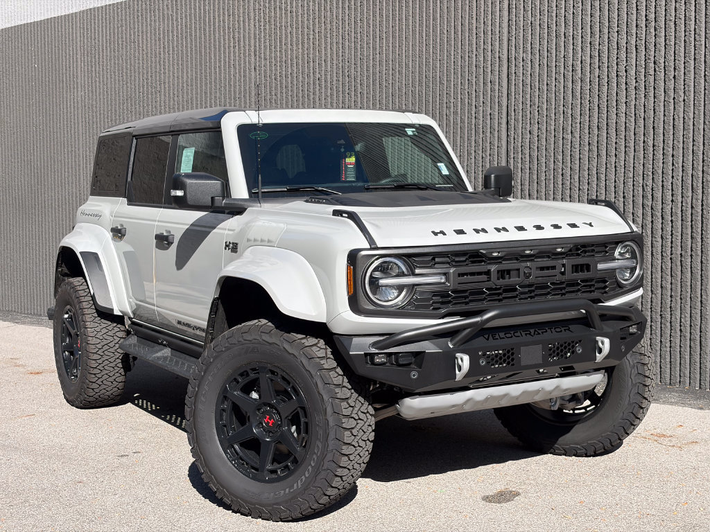 New 2026 Ford Bronco Raptor w/ Interior Carbon Fiber Pack AWD/4WD image 9