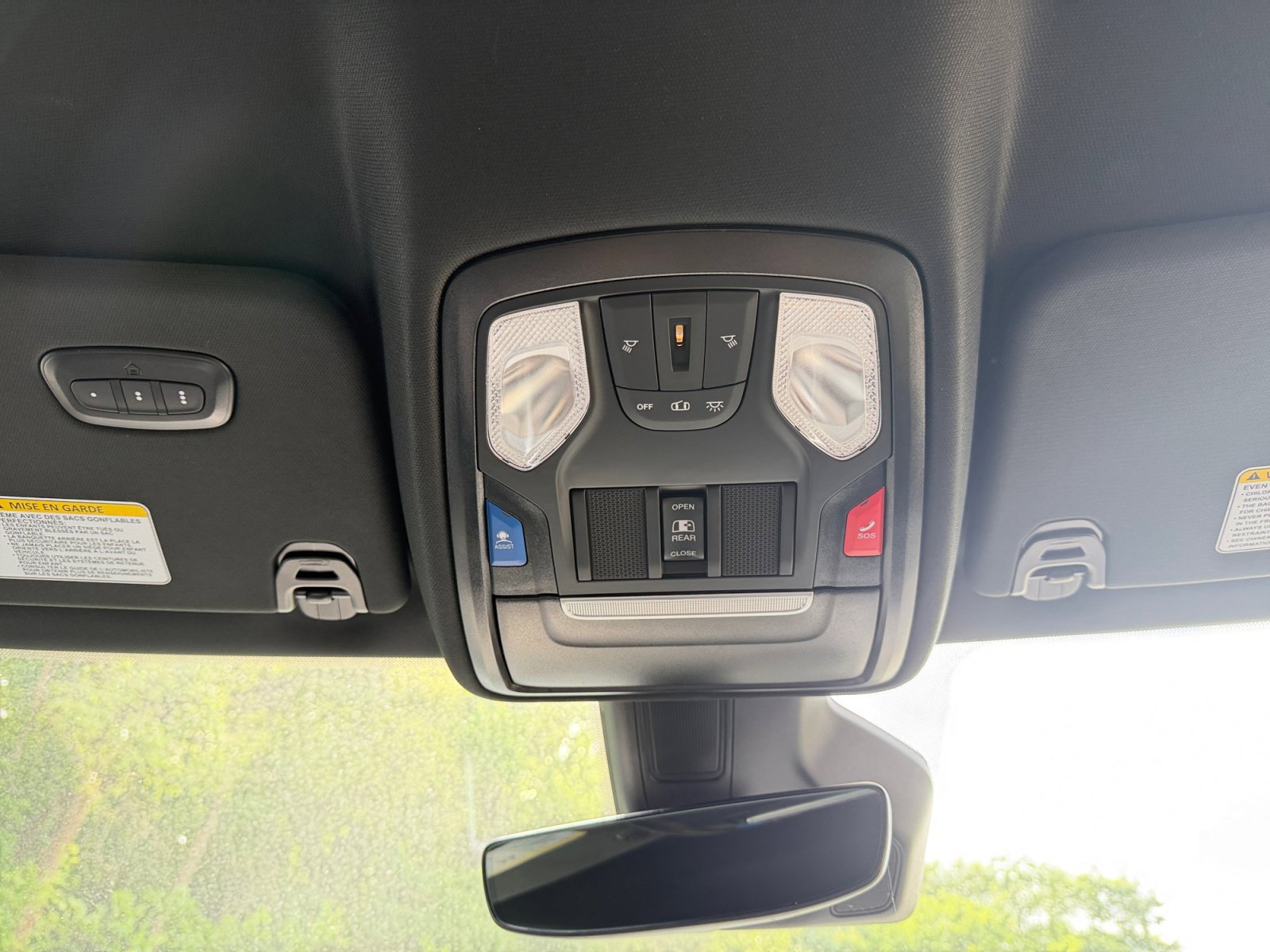Used 2025 RAM 1500 Big Horn AWD/4WD image 38