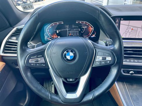 Used 2022 BMW X5 xDrive40i w/ Premium Package AWD/4WD image 21