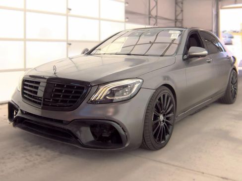 Used 2016 Mercedes-Benz S 550 4MATIC Sedan w/ Premium Package image 2