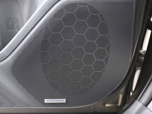 Used 2025 Subaru Forester Touring image 16