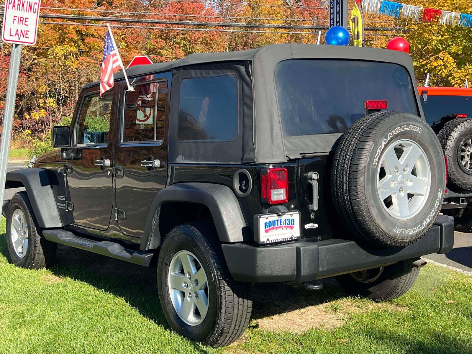 Used 2017 Jeep Wrangler Unlimited Sport w/ Quick Order Package 24S AWD/4WD image 3