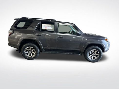 Certified 2022 Toyota 4Runner TRD Off-Road Premium w/ Moonroof Package AWD/4WD image 6
