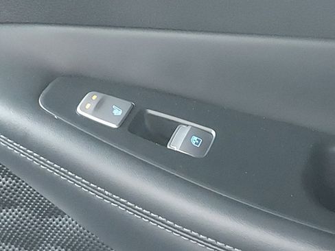 Used 2022 Hyundai Santa Fe Calligraphy image 17