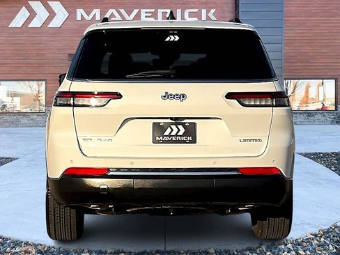 Used 2022 Jeep Grand Cherokee L Limited w/ Trailer Tow Group (B) image 6