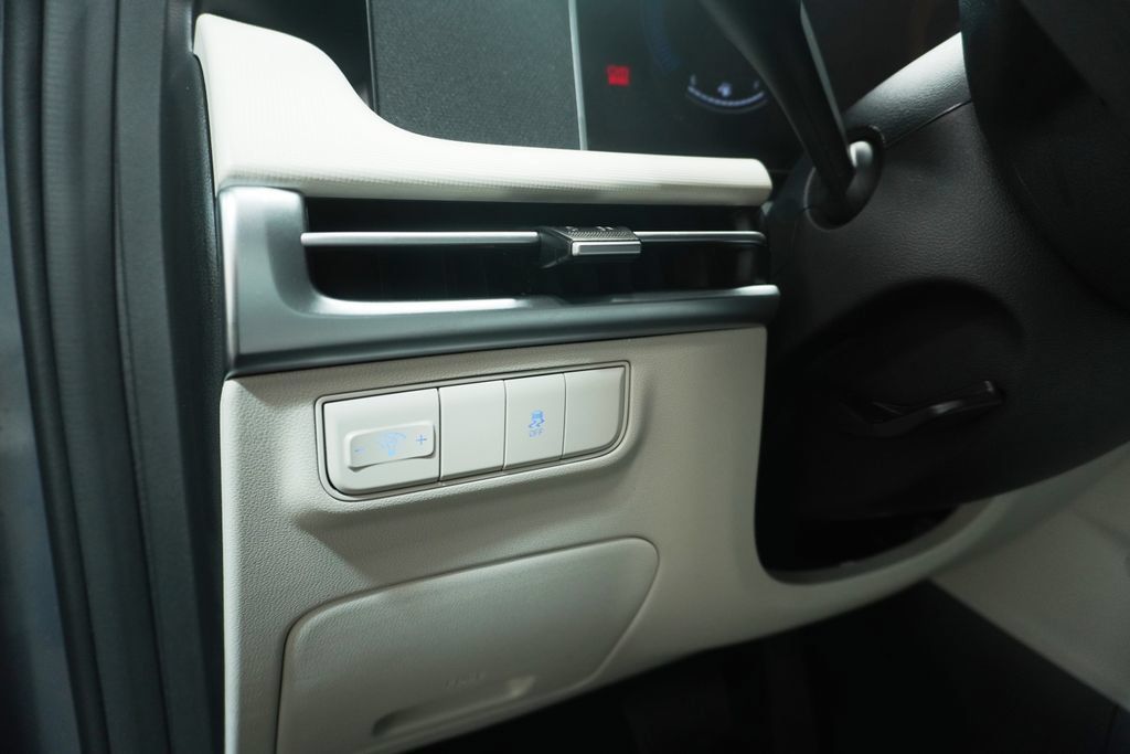 Certified 2026 Hyundai Tucson SE AWD/4WD image 22