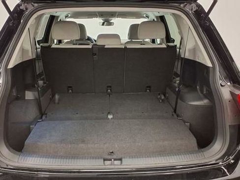 Used 2024 Volkswagen Tiguan S image 12