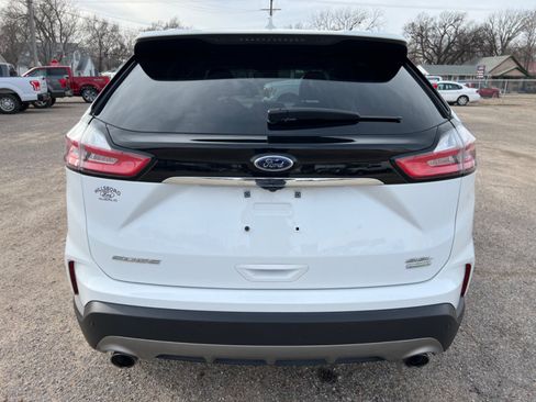 Used 2019 Ford Edge SEL w/ Equipment Group 201A FWD image 4
