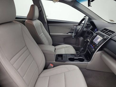 Used 2016 Toyota Camry XLE FWD image 21