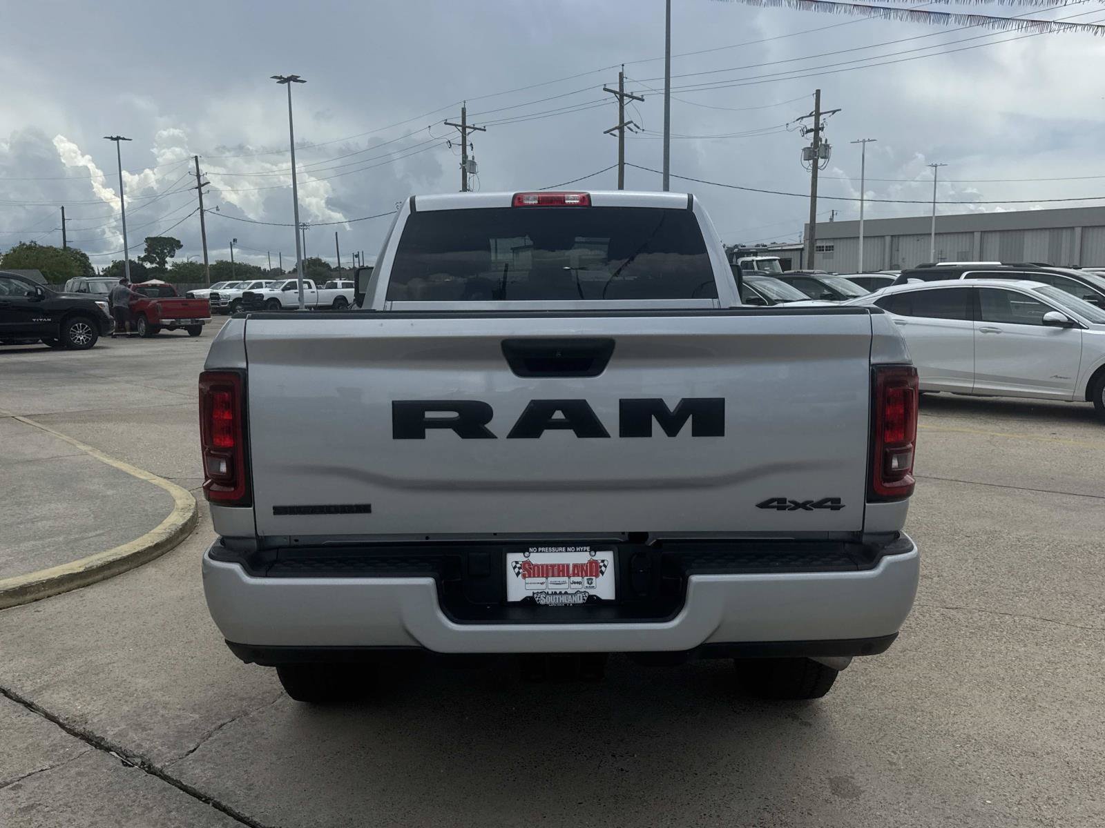 Used 2026 RAM 2500 Big Horn AWD/4WD image 6