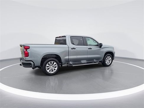 Used 2026 Chevrolet Silverado 1500 Custom image 8