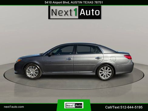 Used 2012 Toyota Avalon Limited image 10