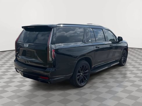 Used 2021 Cadillac Escalade ESV Sport w/ Driver Assist Tech Package AWD/4WD image 12