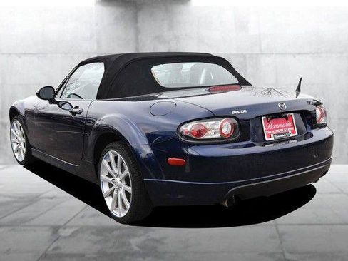 Used 2008 MAZDA MX-5 Miata Grand Touring w/ Premium Pkg image 7