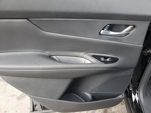 New 2026 Nissan Murano SV AWD/4WD image 16