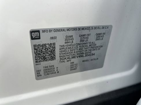 Used 2022 GMC Terrain SLE w/ Driver Convenience Package FWD image 36