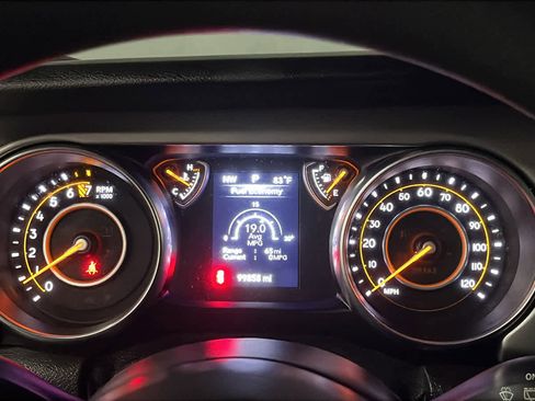 Used 2021 Jeep Wrangler Unlimited Sport AWD/4WD image 14