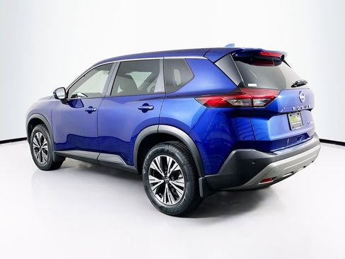 Used 2023 Nissan Rogue SV image 5