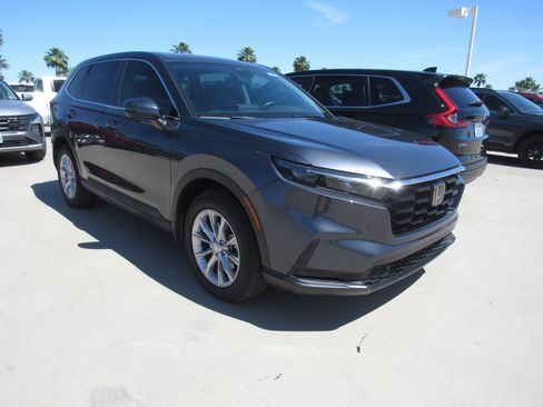 Used 2025 Honda CR-V EX-L image 2