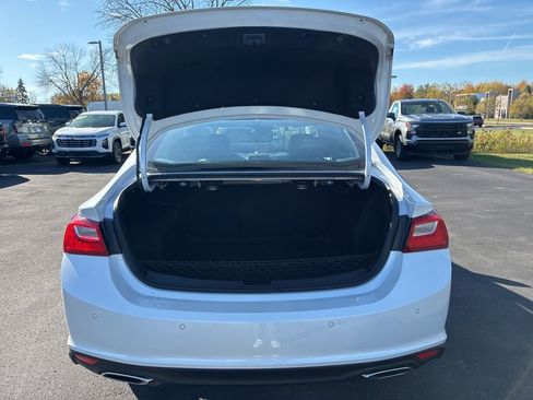 Used 2016 Chevrolet Malibu Premier w/ Driver Confidence Package II image 35