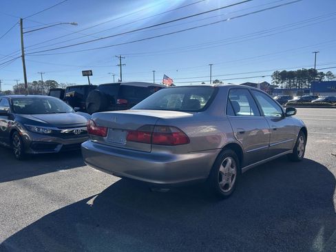 Used 2000 Honda Accord EX image 5
