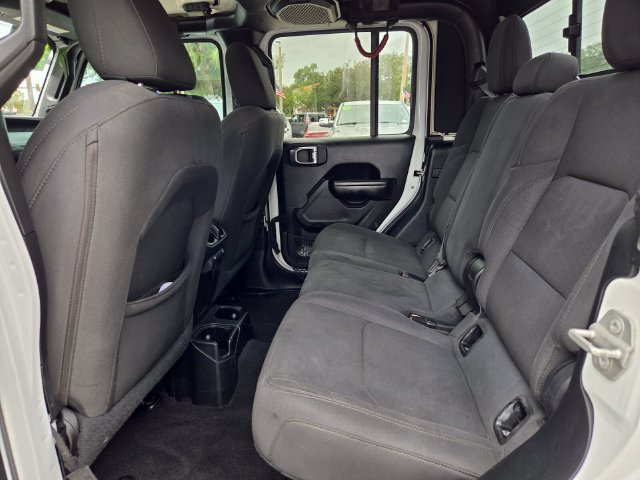 Certified 2020 Jeep Gladiator Mojave AWD/4WD image 15